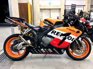 CBR1000RRにマルケジーニM7RS Genesiを組み込む: ナップス 千葉北インター店ブログ