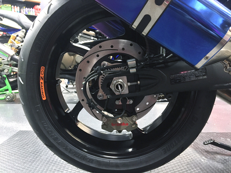 ZX-14Rカスタムレポート: ナップス 千葉北インター店ブログ